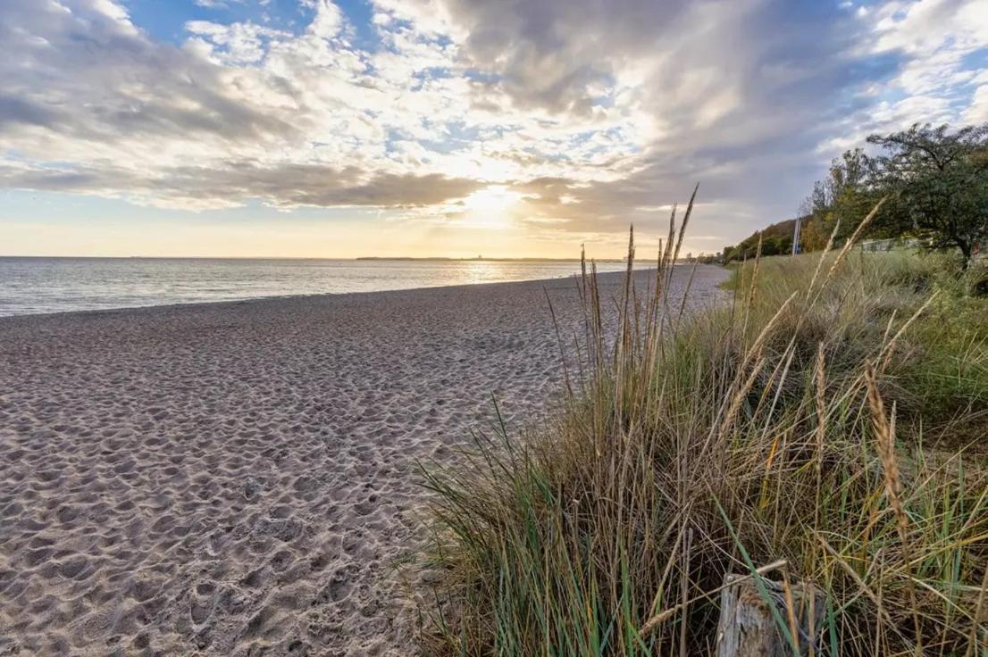 Ostseeparadies Mit Garten, 3 Zimmer, Strandnah Scharbeutz Esterno foto